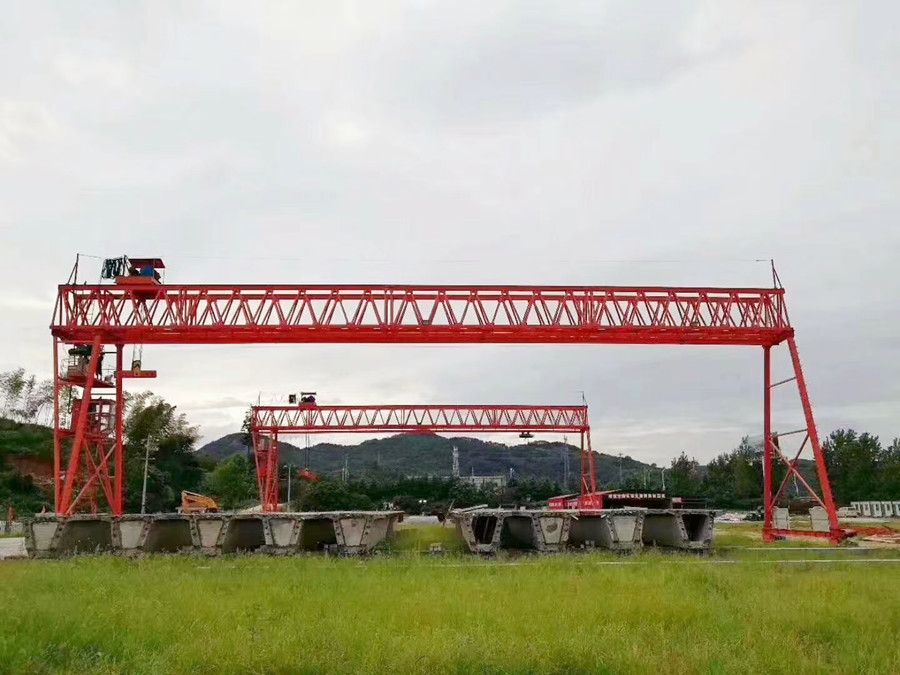 河南起重機(jī)械廠家包頭龍門吊直銷、提梁機(jī)、門式起重機(jī)