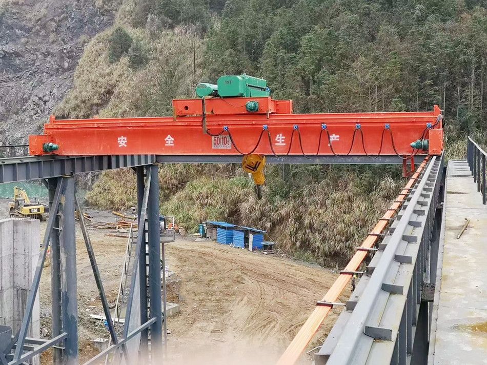 海南起重機(jī)、海口橋式起重機(jī)、LH型電動(dòng)葫蘆雙梁起重機(jī)