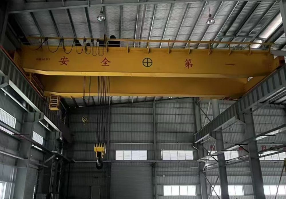 LH型電動(dòng)葫蘆雙梁橋式起重機(jī)、天車、吊機(jī)