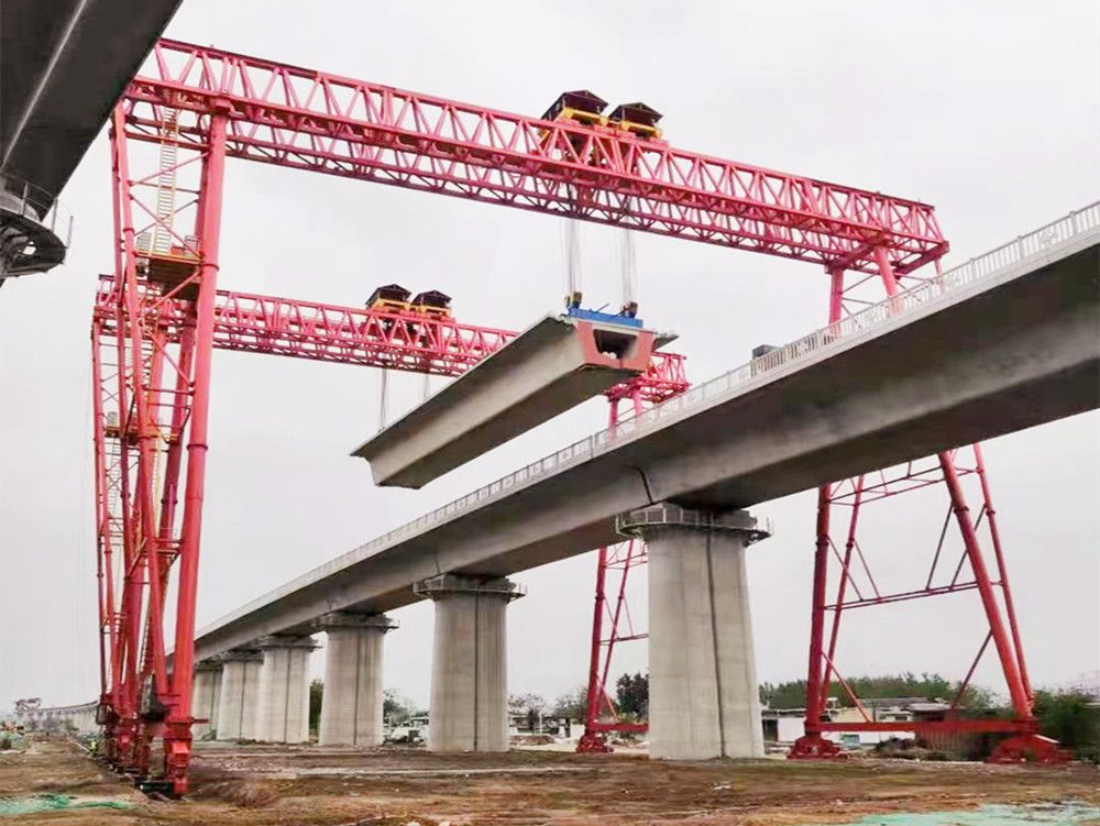 四川宜賓提梁機(jī)、路橋門機(jī)、桁架雙梁門式起重機(jī)廠家銷售安裝維修